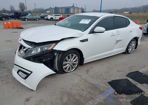 2015 Kia Optima Lx z USA, uszkodzony, nr VIN 5XXGM4A7XFG506111